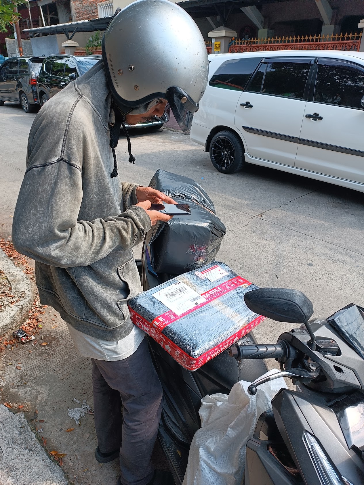 CCTV 16 Titik untuk Kos-kosan Premium