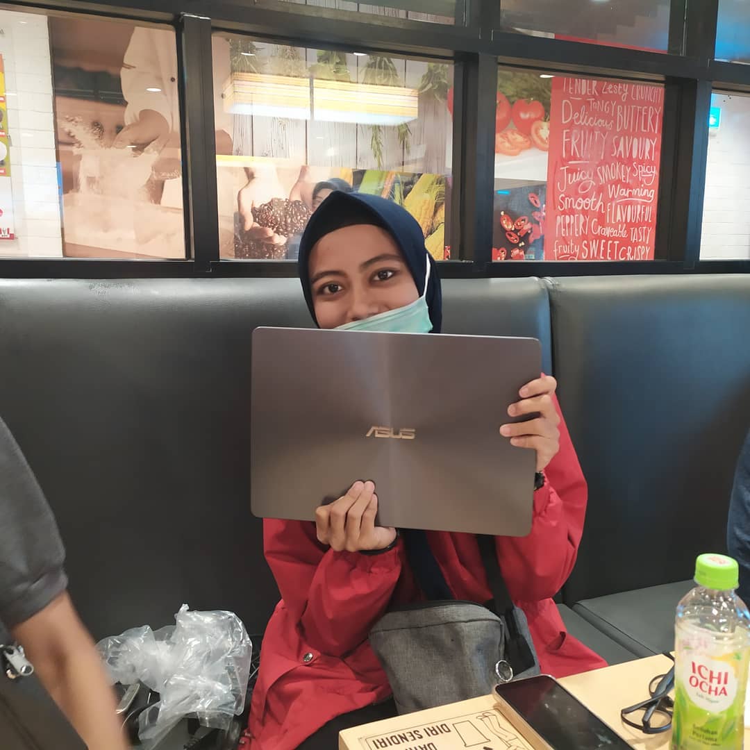 COD LAPTOP ASUS ZENBOOK UX430UQK